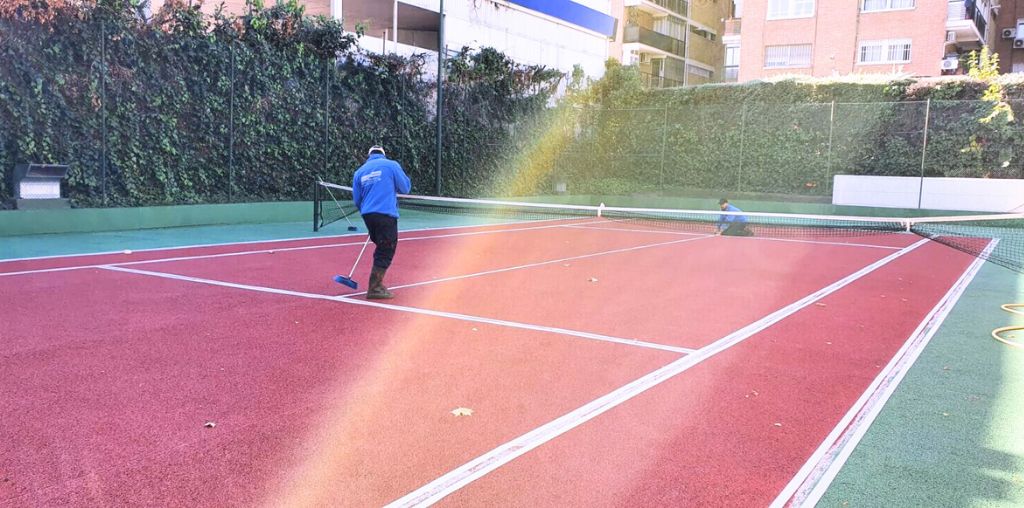 Pintura de alta resistencia para canchas deportivas en Chile